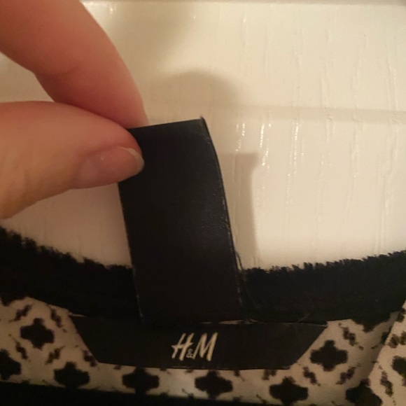 H&M tunic tank - Picture 4 of 4